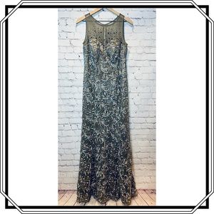 Ignite Evenings by Carol Lin Full Length Mermaid Evening Gown Pewter Size 12